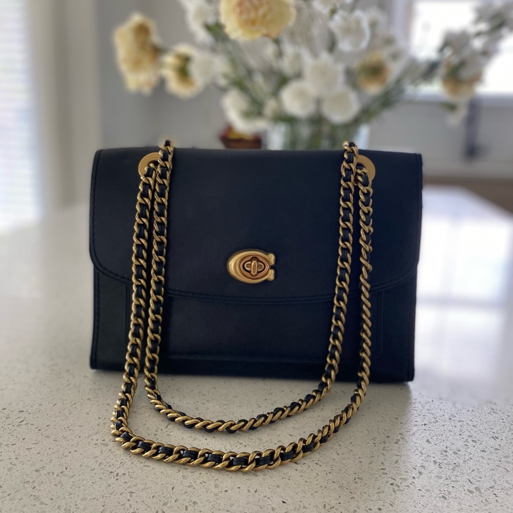 Coach Parker cross body bag like new